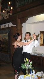 picture of dancing couple